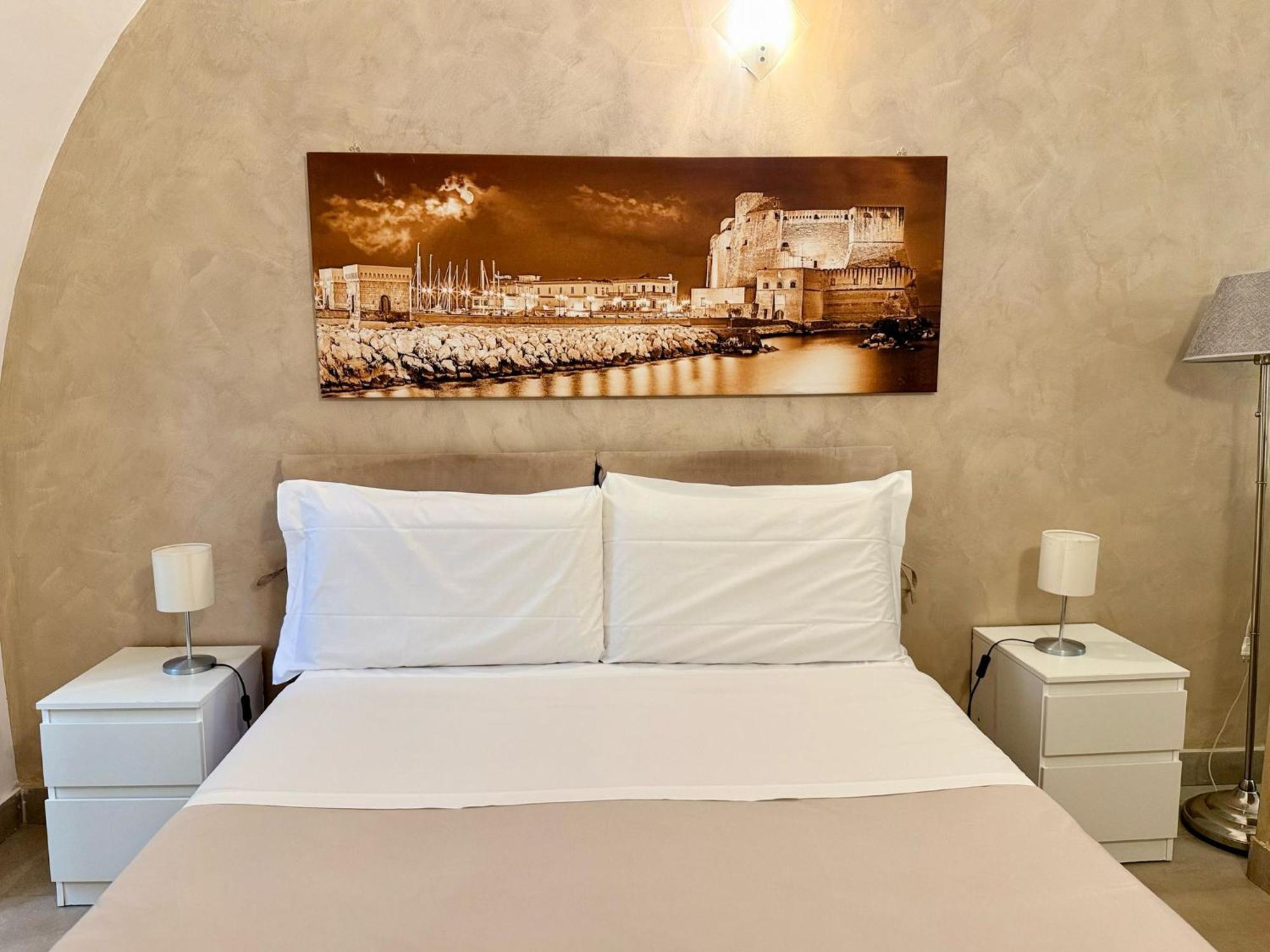 Chiaia Suites Неаполь Экстерьер фото